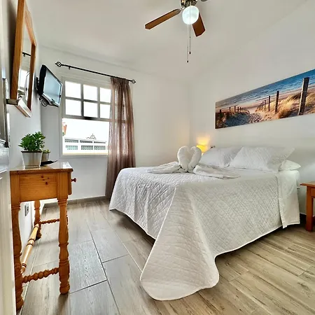 Casa Maita Y Paito Abades (Tenerife)